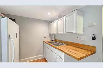 3615 Flores Avenue, Sarasota, FL 34239 - Photo 32