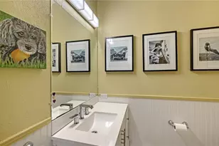 3615 Flores Ave, Sarasota, FL 34239 - Photo 20