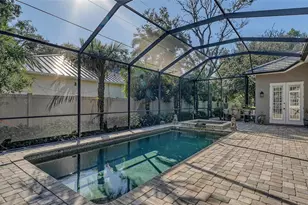 1732 Cunliff Ln, Sarasota, FL 34239 - Photo 32