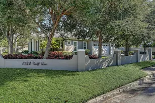 1732 Cunliff Ln, Sarasota, FL 34239 - Photo 2