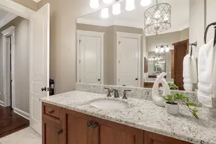 1732 Cunliff Ln, Sarasota, FL 34239 - Photo 30