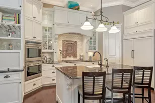 1732 Cunliff Ln, Sarasota, FL 34239 - Photo 14