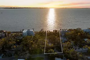 2046 Alameda Avenue, Sarasota, FL 34234 - Photo 2