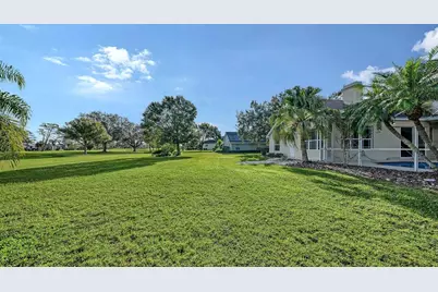 10084 Cherry Hills Ave Cir, Bradenton, FL 34202 - Photo 10