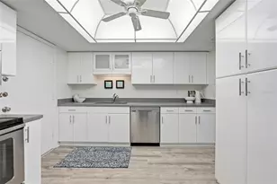 6415 Midnight Pass Rd, Sarasota, FL 34242 - Photo 18