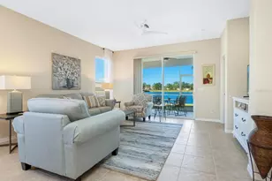 4127 Cascade Falls Dr, Sarasota, FL 34243 - Photo 10