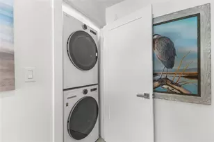 1750 Benjamin Franklin Dr, Sarasota, FL 34236 - Photo 40