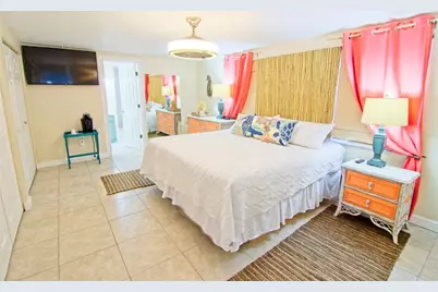 2219 Avenue C, Bradenton Beach, FL 34217 - Photo 22