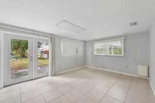 580 Skylark Ln NW, Port Charlotte, FL 33952 - Photo 10