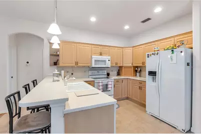 5723 Eastwind Drive, Sarasota, FL 34233 - Photo 12