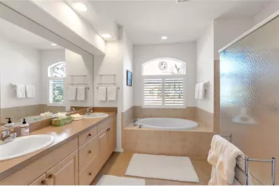 5723 Eastwind Drive, Sarasota, FL 34233 - Photo 20