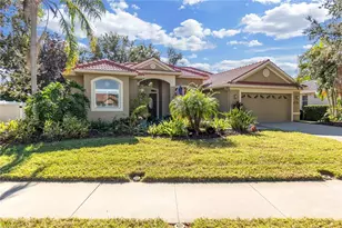 5723 Eastwind Dr, Sarasota, FL 34233 - Photo 2