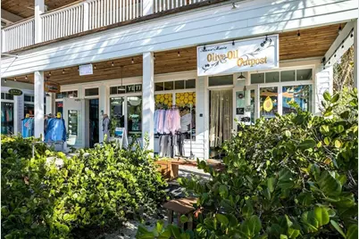 6201 Holmes Boulevard, Holmes Beach, FL 34217 - Photo 42