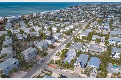 6201 Holmes Boulevard, Holmes Beach, FL 34217 - Photo 34