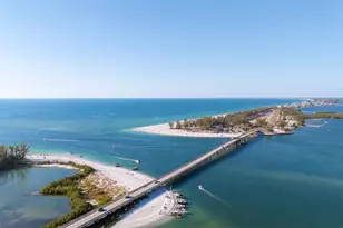 6201 Holmes Blvd, Holmes Beach, FL 34217 - Photo 56