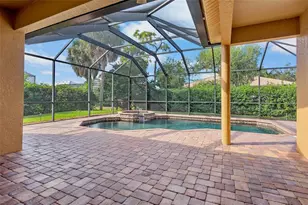 5278 Far Oak Cir, Sarasota, FL 34238 - Photo 16