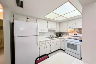 6105 Coral Way, Bradenton, FL 34207 - Photo 4