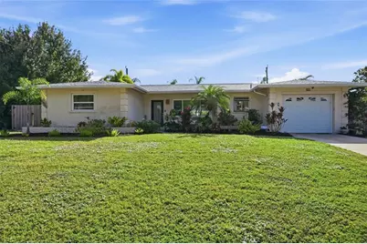 2651 Leafy Lane, Sarasota, FL 34239 - Photo 4
