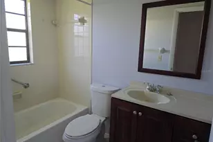 4924 Live Oak Cir, Bradenton, FL 34207 - Photo 10
