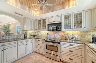 1564 Stickney Point Rd, Sarasota, FL 34231 - Photo 24