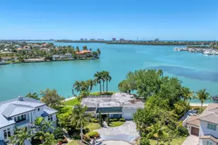 102 Seagull Ln, Sarasota, FL 34236 - Photo 4