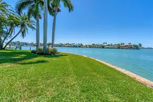 102 Seagull Ln, Sarasota, FL 34236 - Photo 18