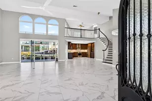 562 Ranger Ln, Longboat Key, FL 34228 - Photo 10