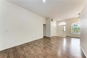 3219 58th Terrace E, Bradenton, FL 34203 - Photo 8