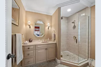 1336 Benjamin Franklin Drive #2A, Sarasota, FL 34236 - Photo 22