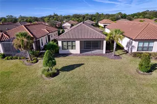 10114 Highland Park Pl, Palmetto, FL 34221 - Photo 8