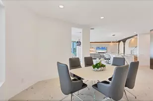 259 Robin Dr, Sarasota, FL 34236 - Photo 14