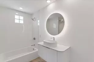 259 Robin Dr, Sarasota, FL 34236 - Photo 40