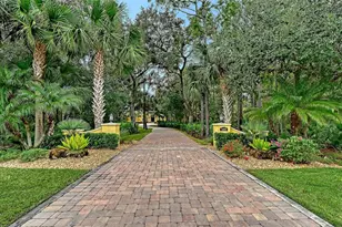 9489 Swaying Branch Rd, Sarasota, FL 34241 - Photo 2