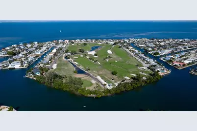 627 Concord Lane, Holmes Beach, FL 34217 - Photo 16