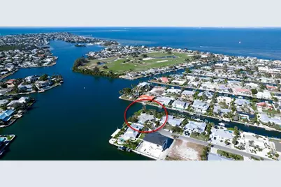 627 Concord Lane, Holmes Beach, FL 34217 - Photo 10