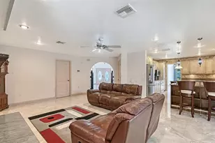 2429 Whippoorwill Cir, Sarasota, FL 34231 - Photo 12