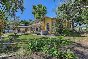 2429 Whippoorwill Cir, Sarasota, FL 34231 - Photo 28