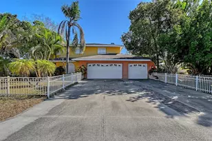 2429 Whippoorwill Cir, Sarasota, FL 34231 - Photo 1