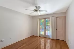 2429 Whippoorwill Cir, Sarasota, FL 34231 - Photo 16