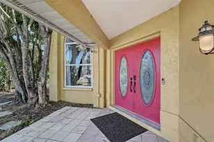 2429 Whippoorwill Cir, Sarasota, FL 34231 - Photo 4