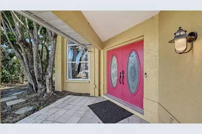 2429 Whippoorwill Circle, Sarasota, FL 34231 - Photo 4