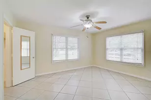 1010 Indian Beach Dr, Sarasota, FL 34234 - Photo 18