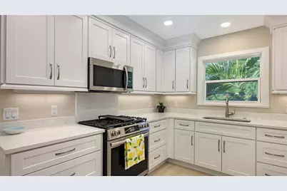 444 S Polk Drive, Sarasota, FL 34236 - Photo 18