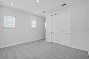 8508 Golden Dawn Ct, Sarasota, FL 34241 - Photo 18
