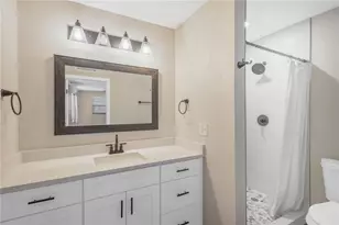 6815 S Wall St, Tampa, FL 33616 - Photo 6