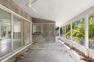 734 Canal Rd, Sarasota, FL 34242 - Photo 20