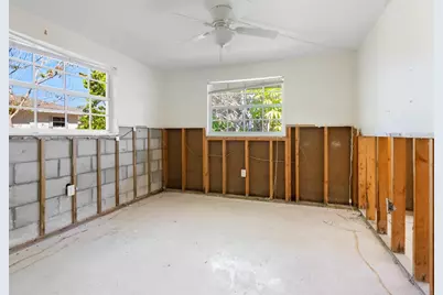 734 Canal Road, Sarasota, FL 34242 - Photo 10