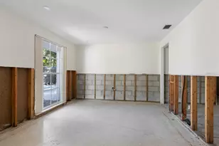 734 Canal Rd, Sarasota, FL 34242 - Photo 8