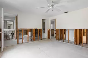 734 Canal Rd, Sarasota, FL 34242 - Photo 16