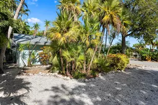 314 61st St, Holmes Beach, FL 34217 - Photo 76